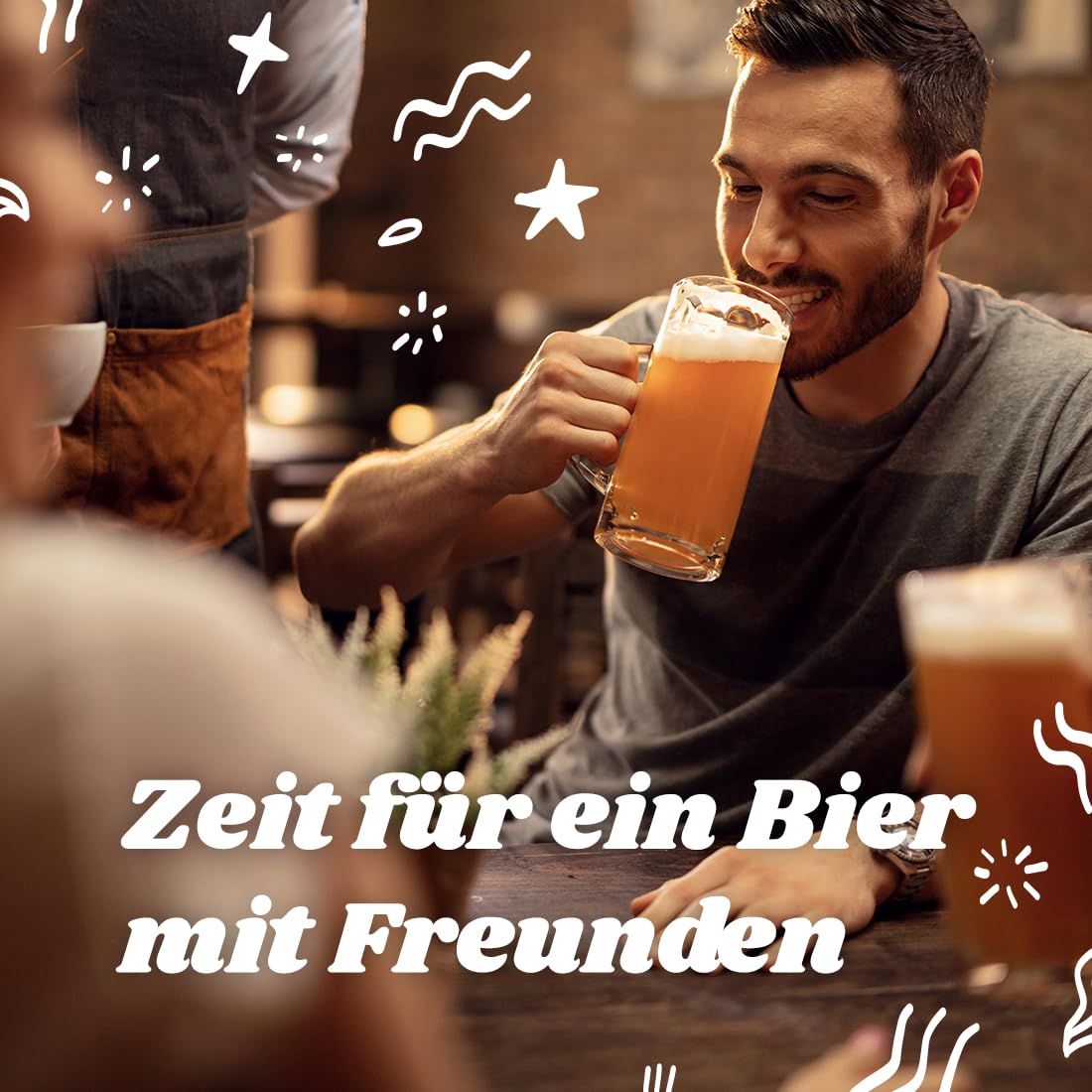 2-tlg Bier-Set 1x Bierkrug 0,5 L aus Glas und 1x Holzkiste mit Gravur - Geschenke für Männer - ideal zum Geburtstag und Jubiläum - 500 ml Bierseidel mit Füllstrich - perfekt für Papa und Opa