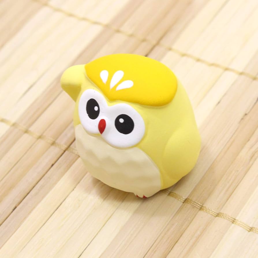 Amazon.co.jp: クラフトマンハウス 置物 黄 本体全長:4cm 幸せを呼ぶ