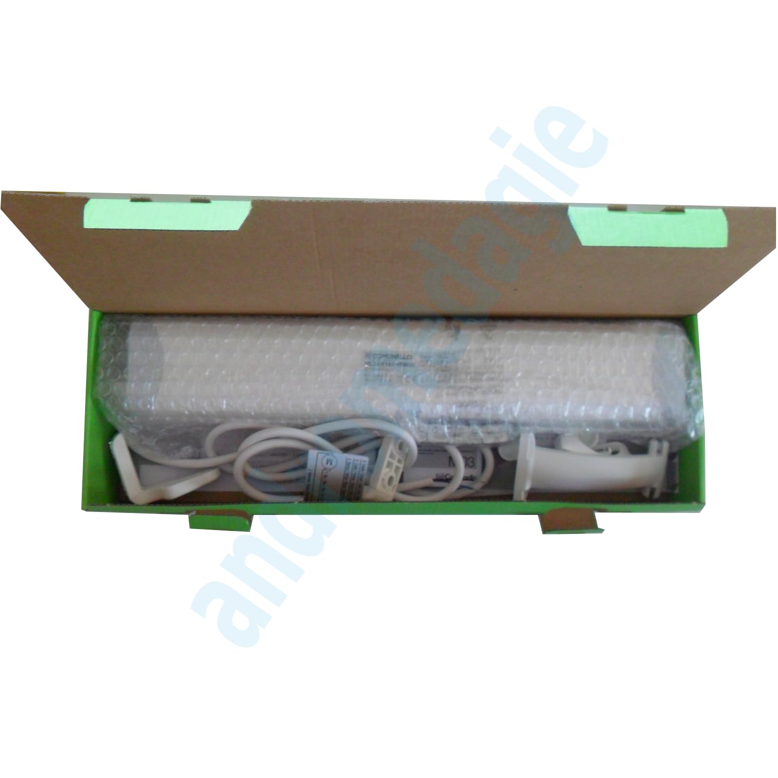 LIWIN 250N 230V BIANCO Attuatore elettrico a catena per l'apertura e chiusura di finestre a sporgere, shed, lucernai, vasistas, in legno, PVC e alluminio