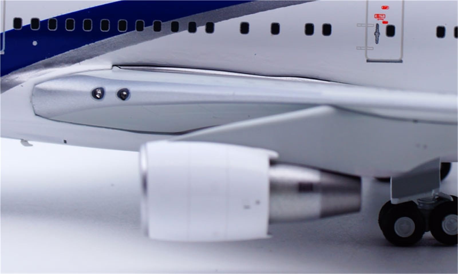 Repliki modeli samolotów 35CM 1/200 zestaw modeli do składania samolotu dla El Al B747-400 4X-ELA odlewany model samolotu na dużą skalę miniaturowy model samolotu