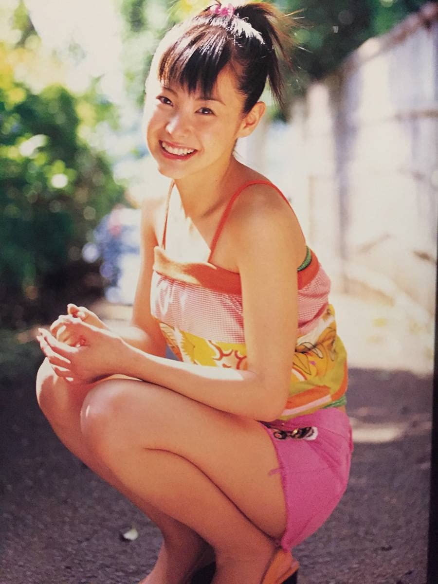 Amazon.co.jp: 古本 帯なし 写真集 松浦亜弥 1st あやや