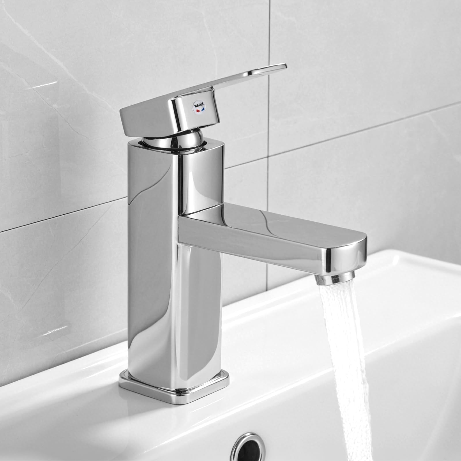 Wasserhahn Bad Waschtischarmatur Armatur Silber Waschtischmischer Warm und Kaltwasserhahn Einhebelmischer Matt Silber Badarmatur für Bad Spüle Edelstahl Messing