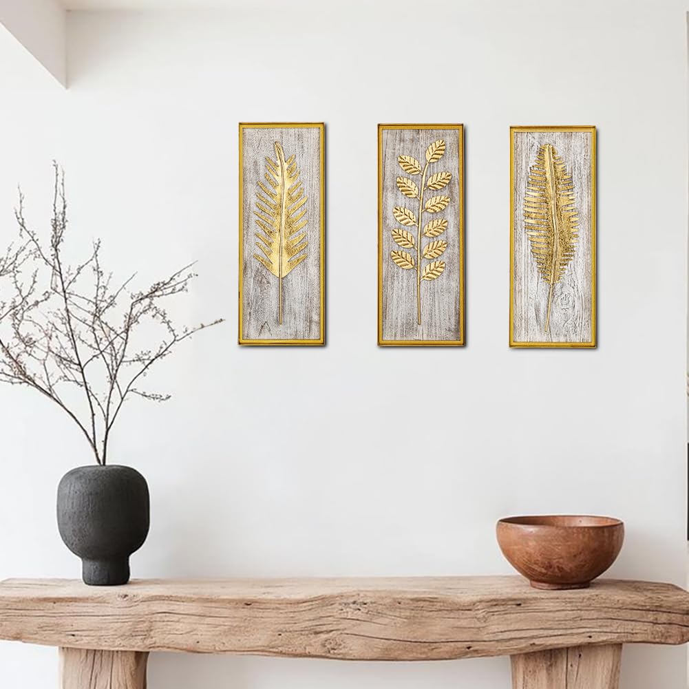 Briful Metall Wanddeko 3er Set – Goldene Blätter auf Holzoptik, 40x16 cm – Modernes Wandbild aus Holz & Metall – Wohn- & Schlafzimmer Deko, Boho Vintage Stil, Wandkunst mit Naturmotiv