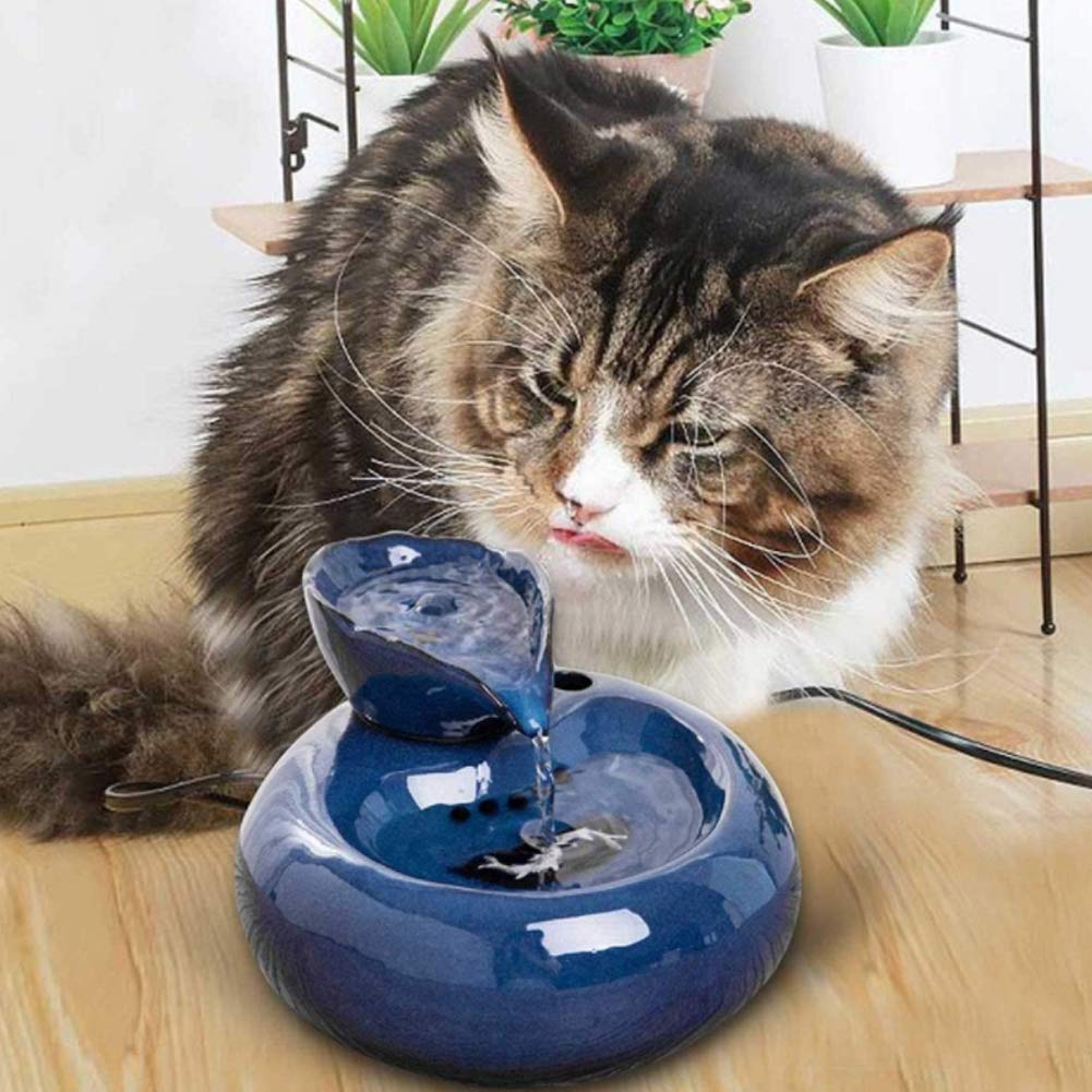Gato Fuente De Agua De Agua, 1,3 L Gato De Cerámica Fuente De Agua Potable con Bomba Tranquila Y 6 Filtros De Repuesto, Ultra Silencioso Cuenco De Agua para Gatos Y Perros