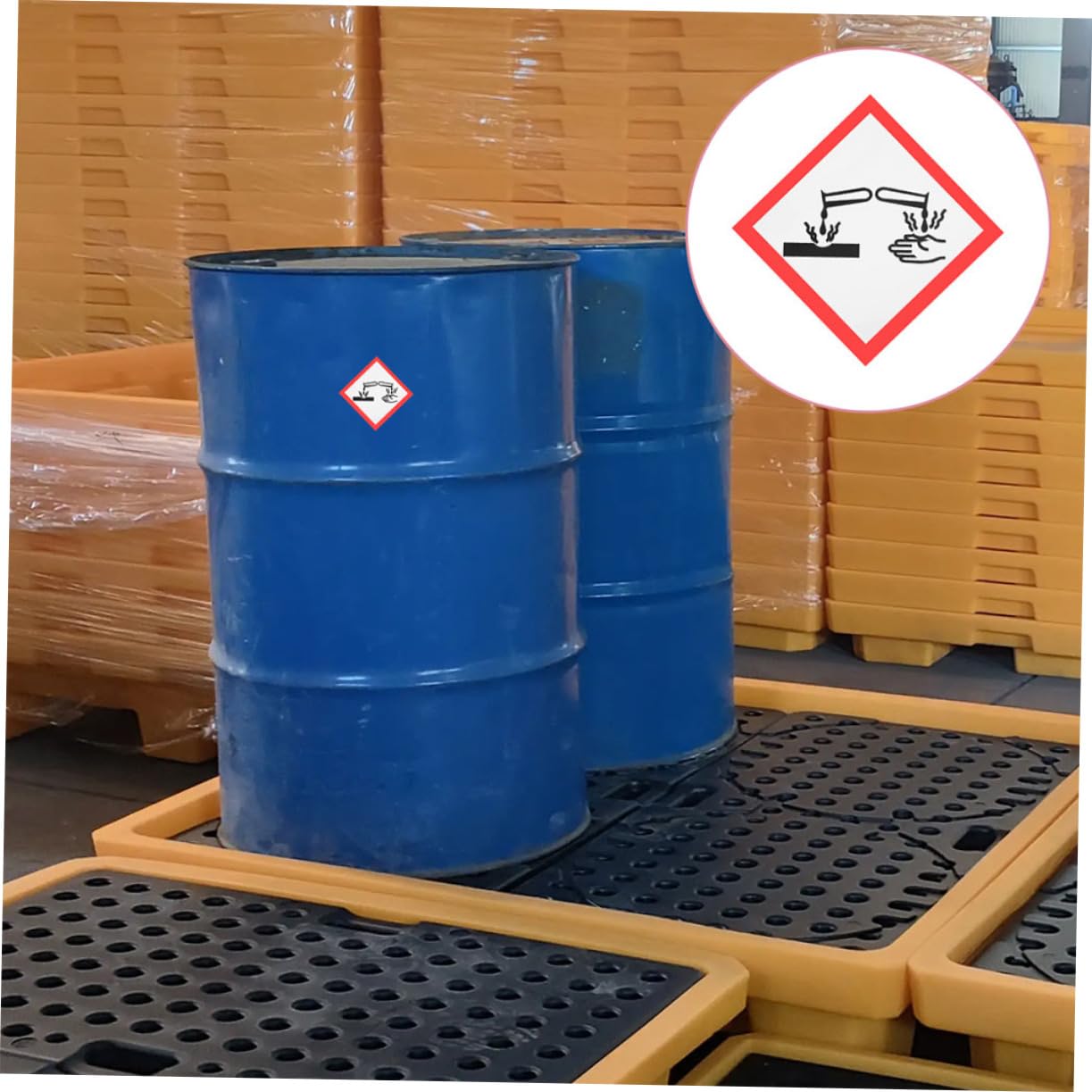 Étiquettes Autocollantes de Sécurité Corrosive 6 Pcs en Pvc | Bases, Substances Corrosives, Véhicules de Transport et Intérieur, Retrait Facile, Application Polyvalente