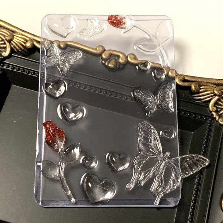 【蕾のラメ色増えました】トレカケース デコ 硬質ケース レジン ハンドメイド Amazon.co.jp: 蕾のラメ色増えましたトレカケース デコ 硬質
