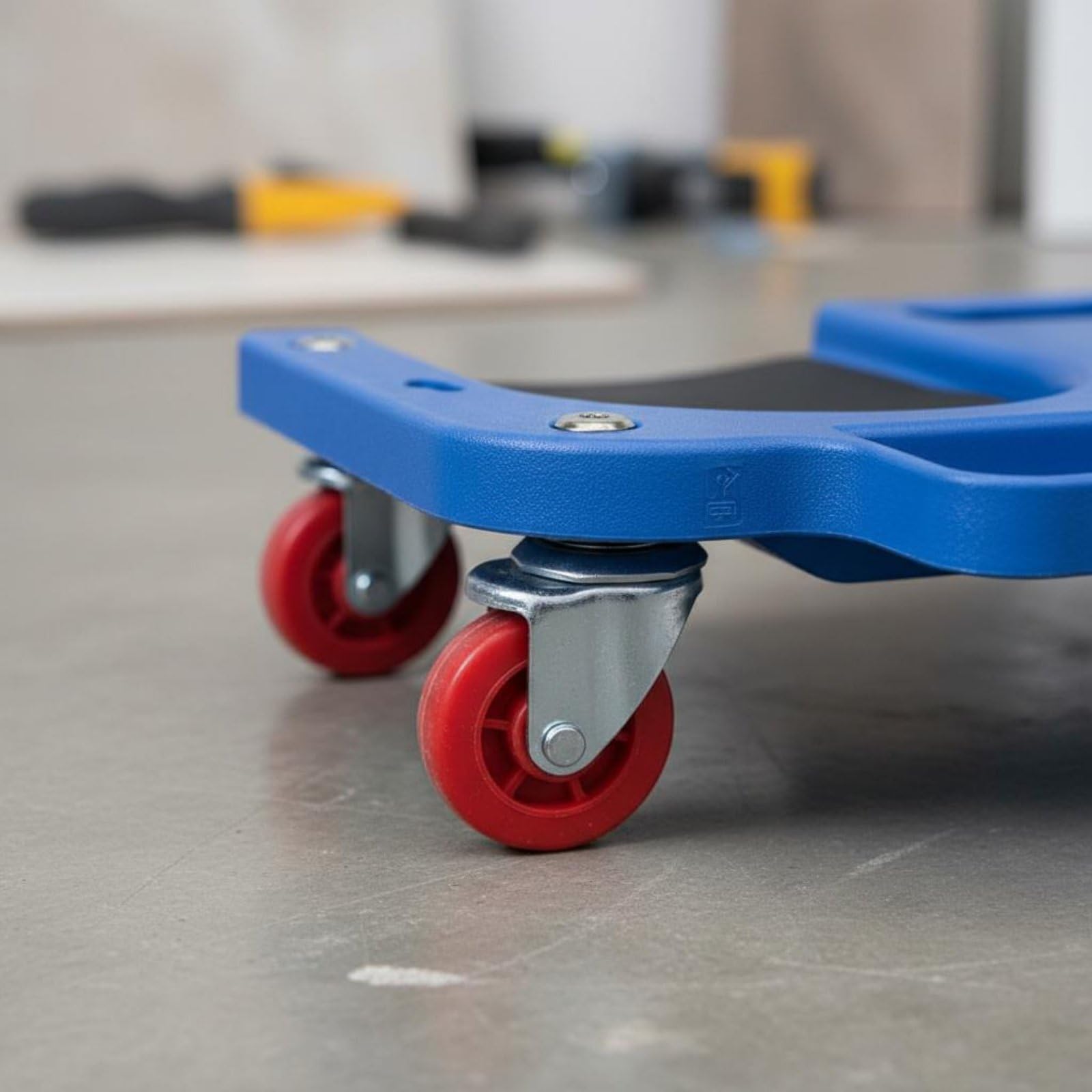 Gralara Rodillera con Ruedas Rodante Carro de Rodillas de Trabajo Cojín de Rodillas con Movilidad Fluida Gracias Ruedas 360 Bandeja y Soporte para Piezas, Rojo