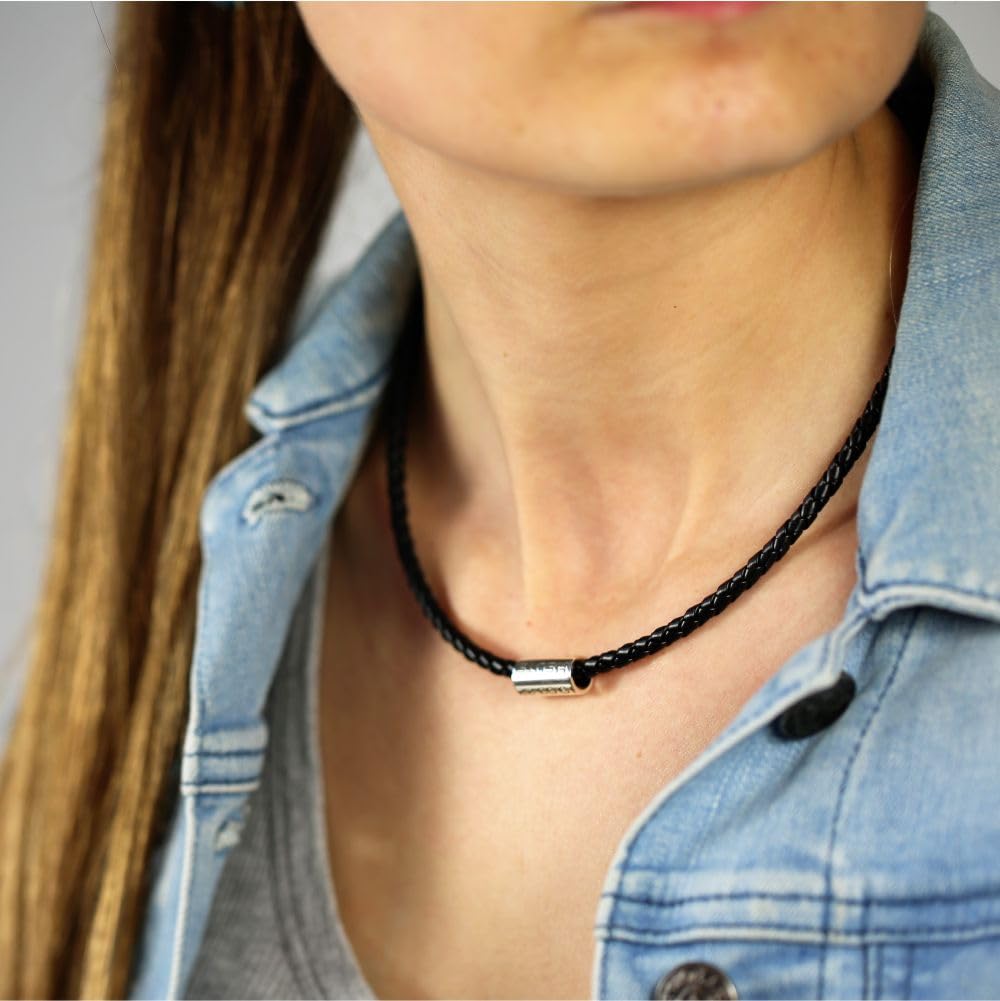 Herrenkette mit Gravur 925 Silber Anhänger Männerkette mit Namen Kette für Mann Leder besonderer Herrenschmuck Schriftrolle | HANDMADE IN GERMANY