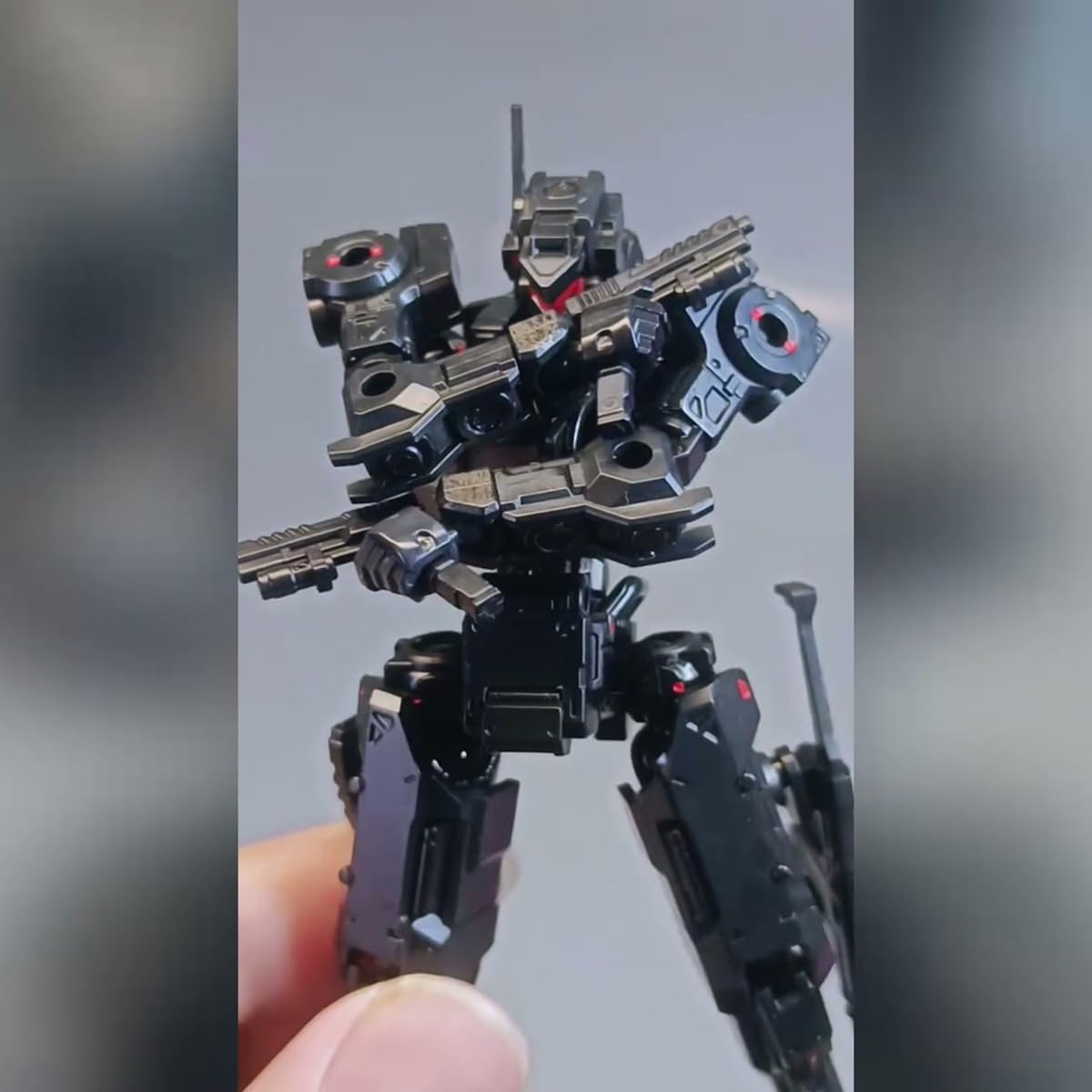 フォロワー200オーバー記念値下げ フレームティンパニー 超爆爆大34インチ❣️ Amazon.co.jp: HiPlay 酋長大陸 1/18 鋒狼 メタリックブラック 色分け