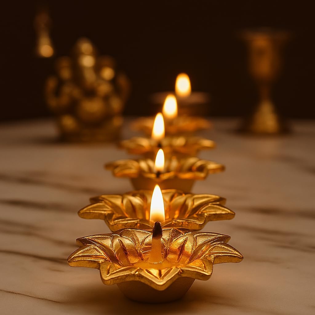 Indian Shelf Handmade Flower Brass Oil Lamps for Ritual Puja Kerala Temple Pooja Deepak Ancient Pital Diya (Size: 2cm) BOL-333