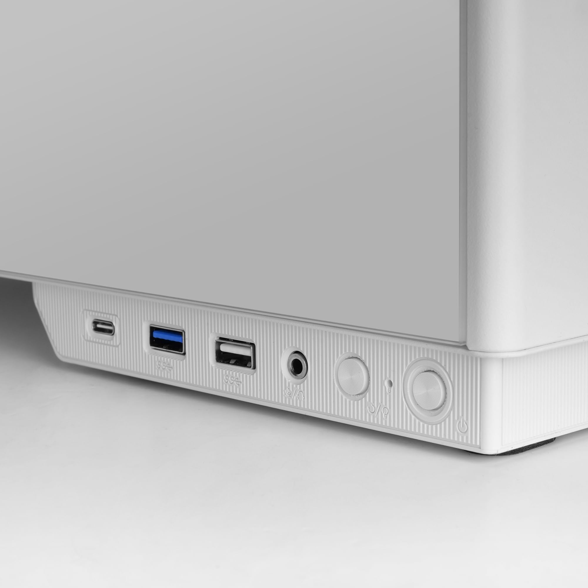 Tacens SAGITTA20, Obudowa PC ATX, Wyświetlacz LED z Temperaturami w Czasie Rzeczywistym, 3x Wentylatory 120mm, Boczne Szkło Hartowane, Przednia Metalowa Siatka Przeciwkurzowa, CableHatch, Biały