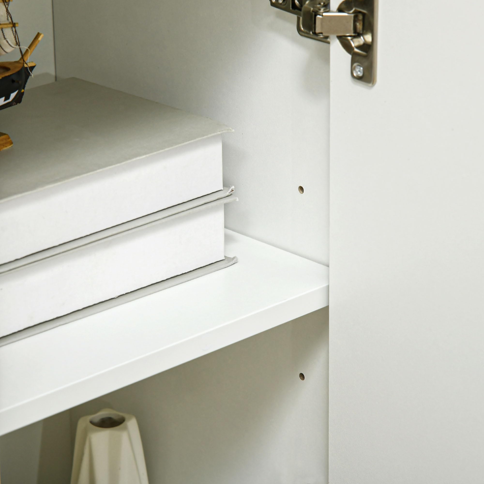 HOMCOM Aparador de Salón Moderno, Aparador de Cocina 90x32x80 cm Blanco | 2 Puertas, 3 Cajones, Patas de Madera de Pino, para Entrada Comedor Pasillo Dormitorio