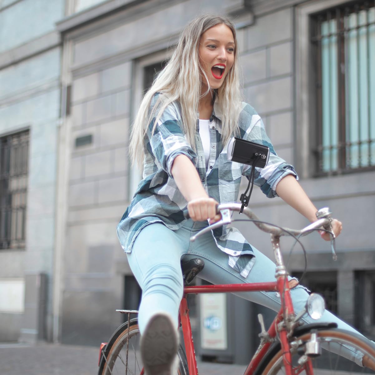Specchio Retrovisore per Manubrio Bici, 1 Paio, 22, 2 Mm | Lega di Alluminio Nera, Inclinabile e Pieghevole, Viti Incluse, per Bici e Mountain Bike