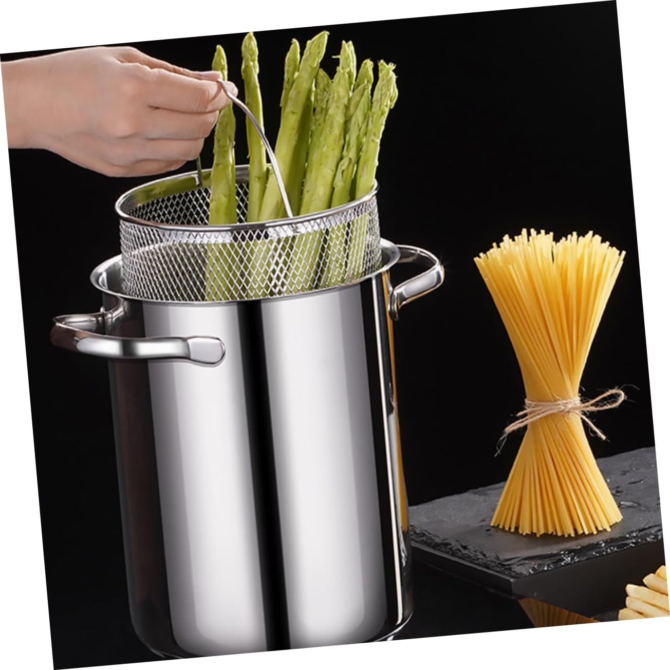 Stainless Steel Deep Fryer Pot with Hanging Oil Drainer Basket Japanese Style Frying Pan for Crispy Low Oil Cooking Heat Retentive Household Frying Pot for Tempura and Various