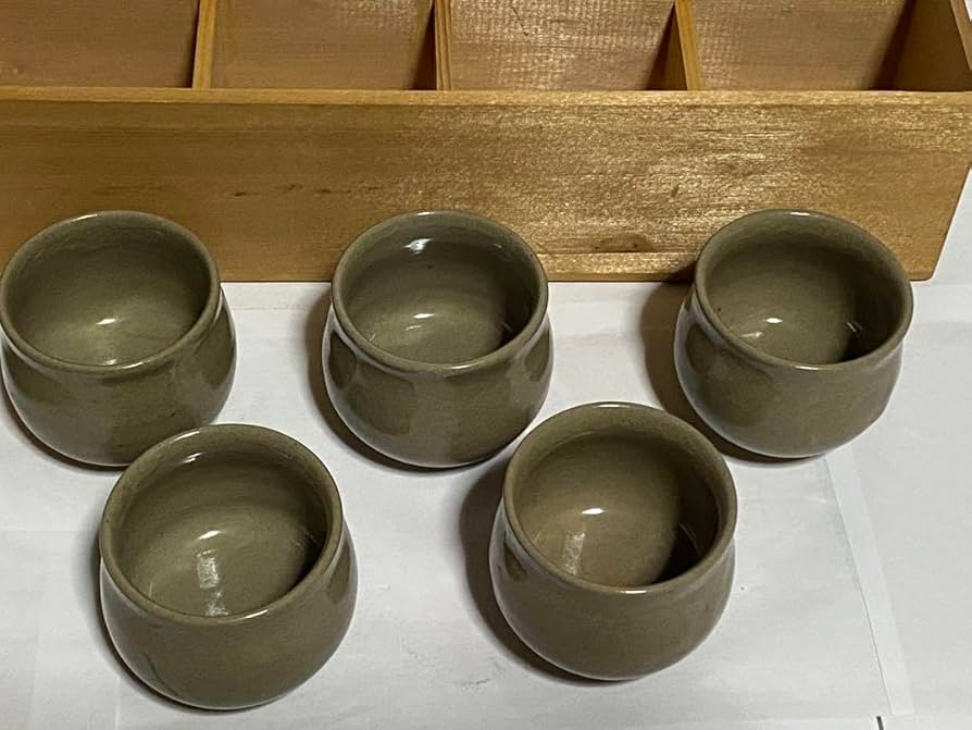 Amazon | 湯呑み 唐津焼 中里宗家十四代陶仙 | ノーブランド品