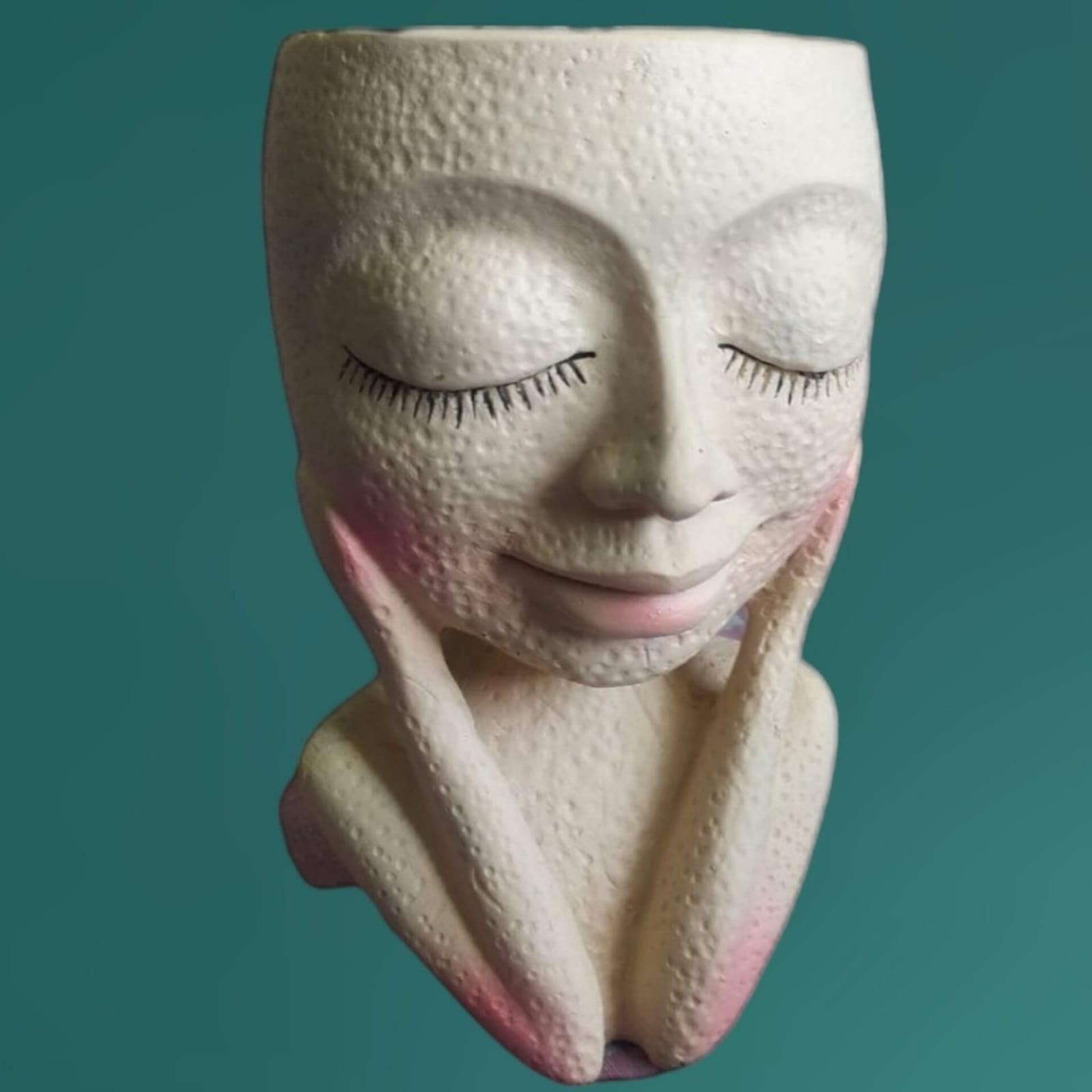 Resin Lady/Girl Face Pot/Planter with Drainage Hole – Unique Plant Stand for Succulents and Decor for Home, Office Desk, and Garden Decoration, Indoor/Outdoor (B0CXXYJ2SQ) Amazon Price History, Amazon Price Tracker