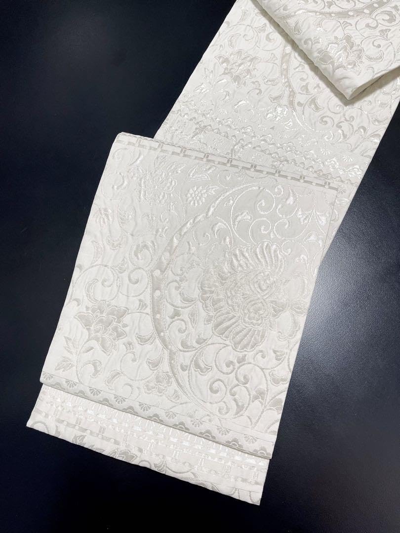 お仕立て付き【西陣織袋帯◆ラインストーン付き】オフホワイト 銀 花唐草華文 お仕立て付き【西陣織袋帯◇ラインストーン付き】オフホワイト