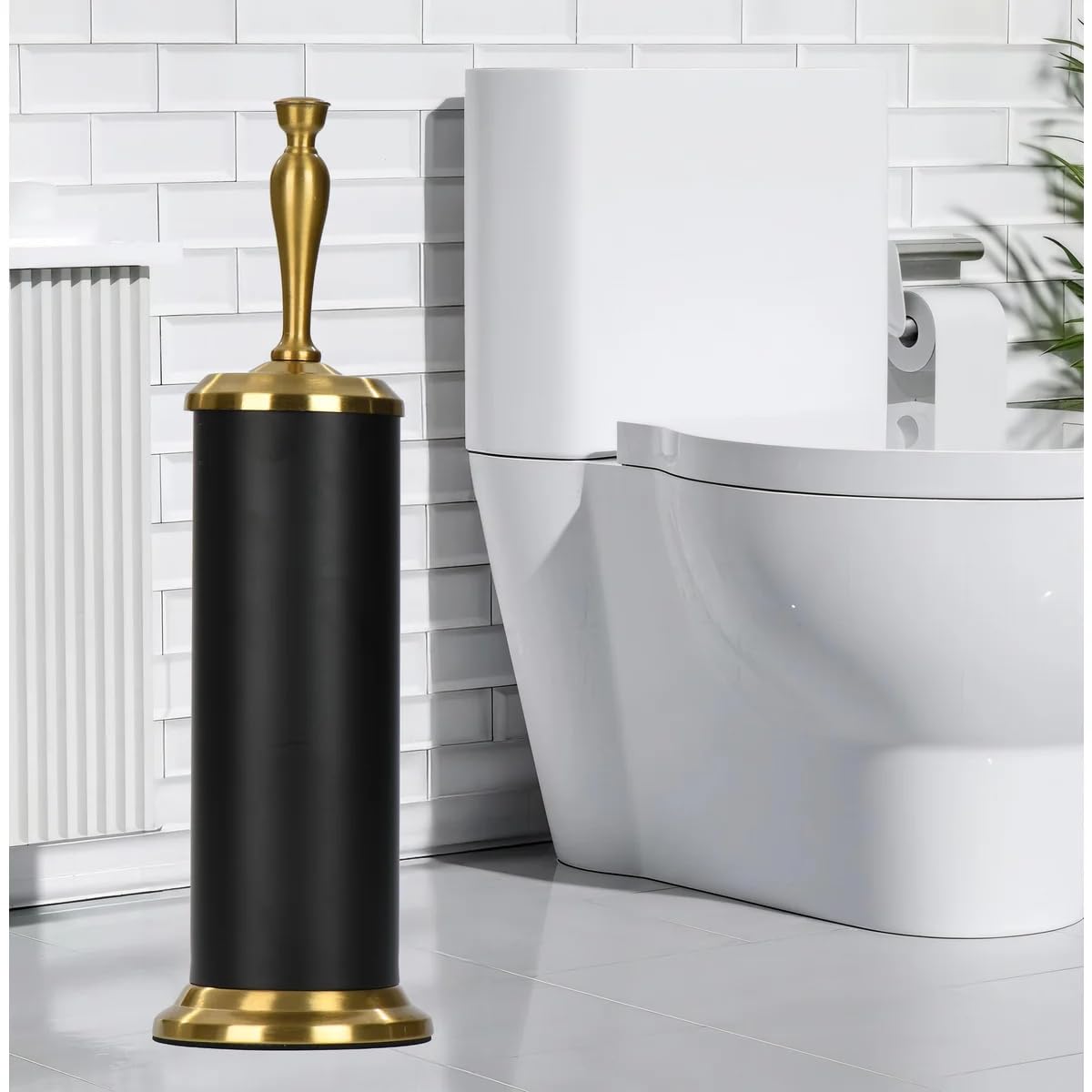 J&V TEXTILES Cepillo de inodoro, cepillo de inodoro con mango extralargo, cerdas duraderas, limpiador de inodoro y soporte cubierto para limpieza de baño (negro mate/latón envejecido)