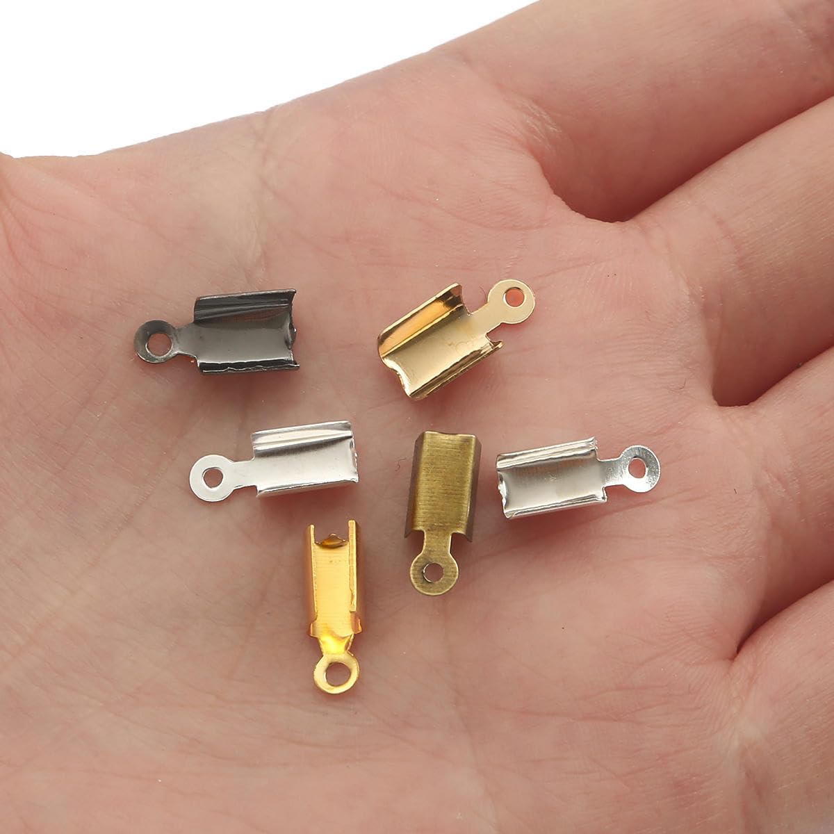 Louleur Perline a crimpare in metallo Cove Catenacci Cavo Clip in pelle Collana Bracciale Connettori Tappi terminali per risultati di gioielli fai da te Fornure  36