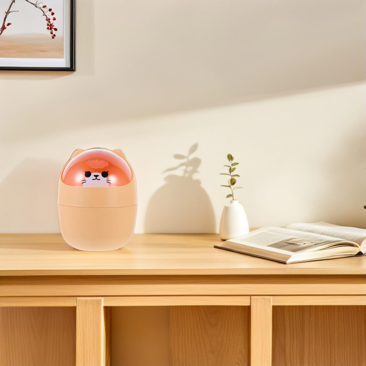 Homoyoyo Mini Garbage Bin Mini Kawaii Cute Bear Trash Bin, Nordic Style Tiny Trash Can, Mini Trash Can with Lid for Office Bedroom Use Mini Desk Bin