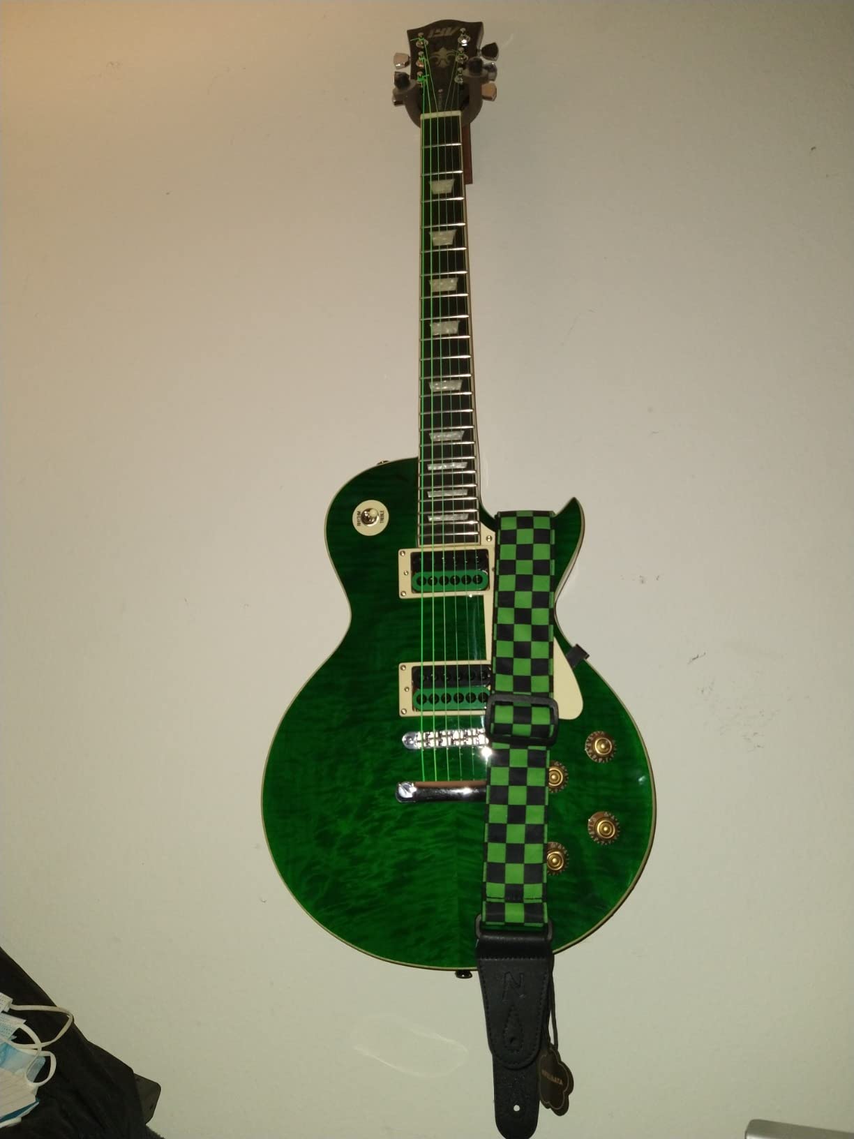 28/mo Finance ivy ILS300 EGR Les Paul SolidBody Electric Guitar