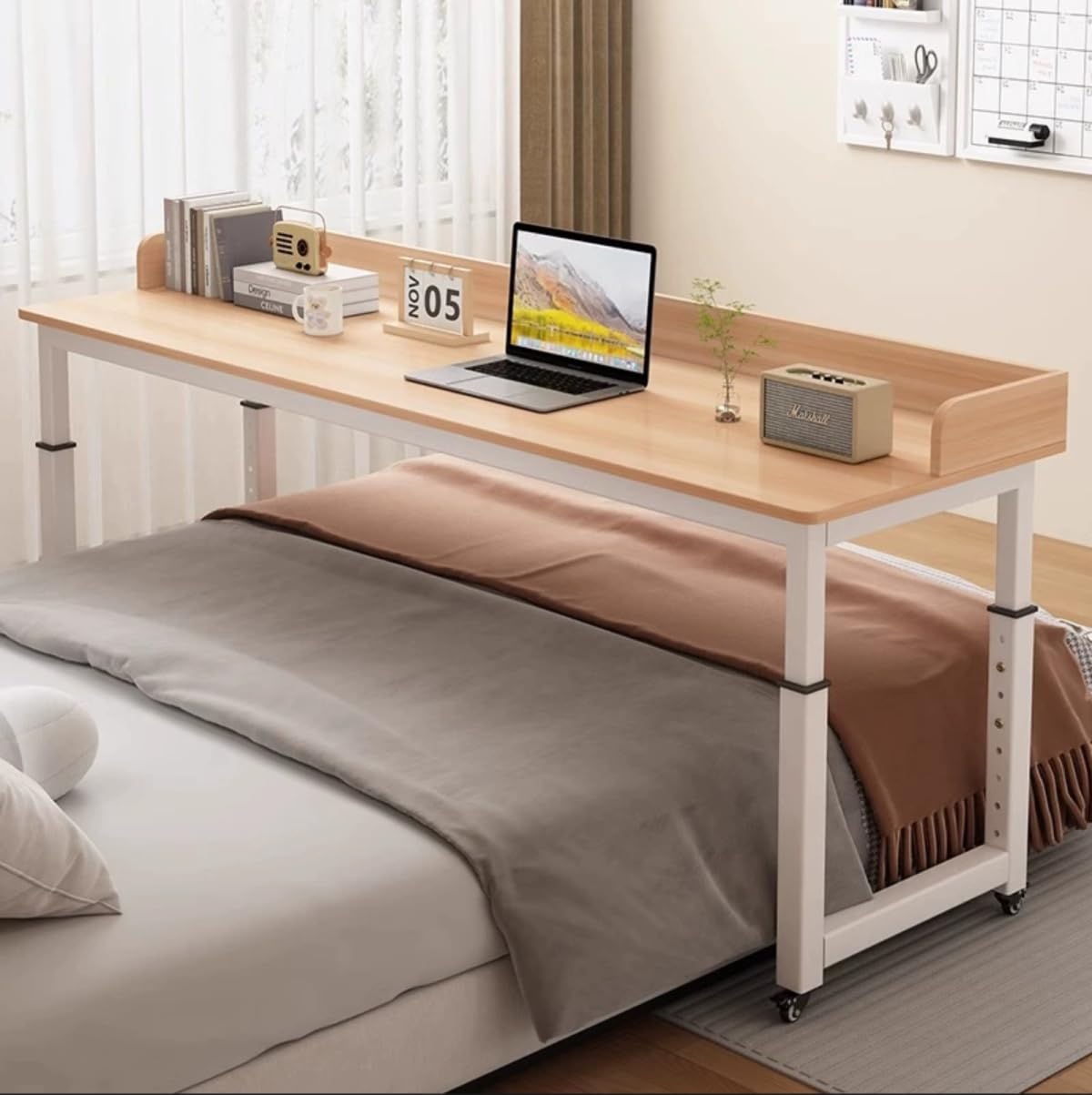 Amazon.co.jp: SwiftLink ベッドテーブル 天然木 キャスター付き 昇降
