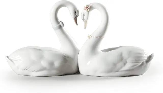Lladró Endless Love Swans Porcelain Figurine - Handmade Bird Sculpture