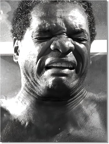 Vista 28 de Arte de pared divertido de baño enmarcado en negro - Póster de película de hijo y padre para decoración de pared de baño - Impresiones en lienzo