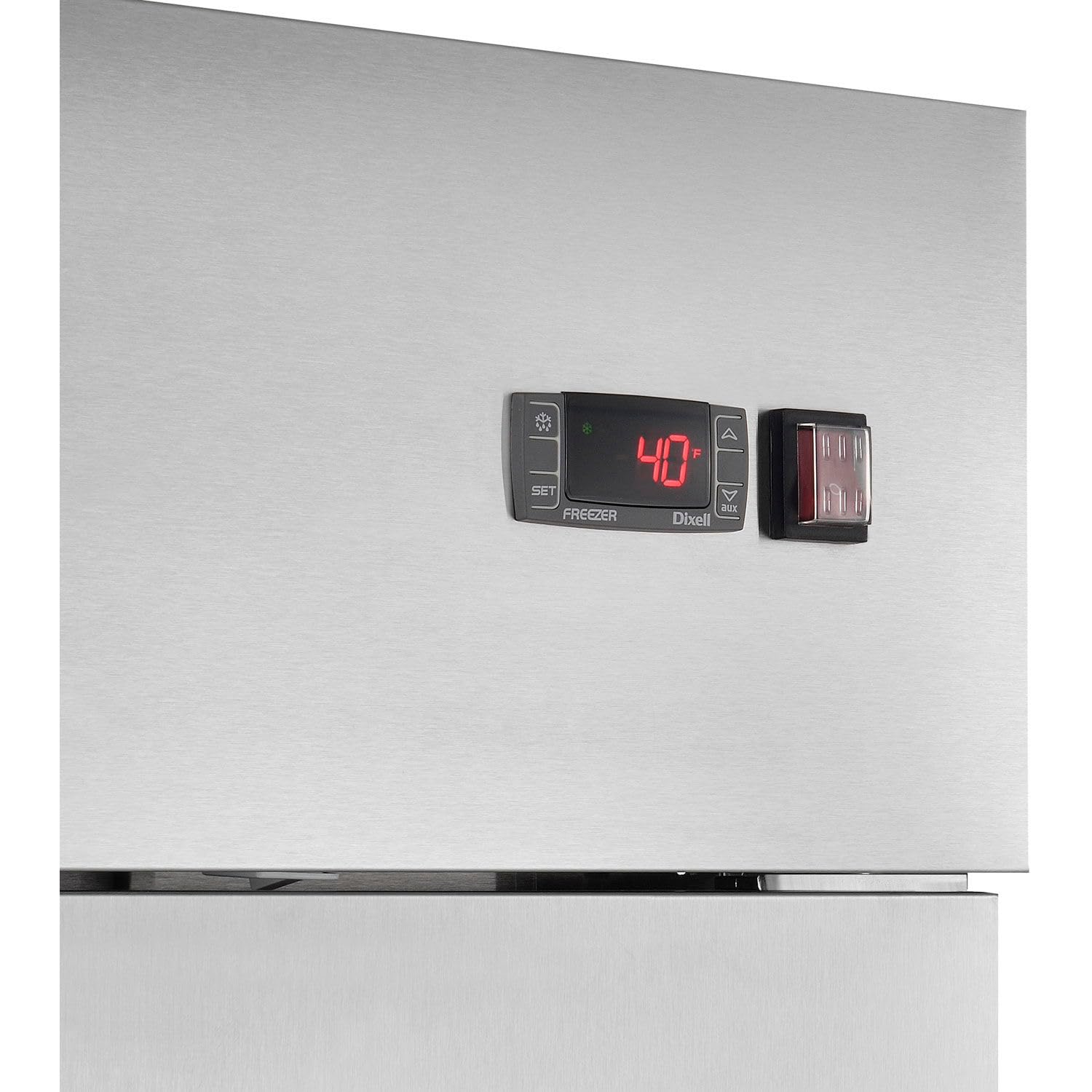 Nexel Reach-In Freezer, 1 Door, 29"W X 32-1/4"D X 82-1/2"H, 23 Cu. Ft. on Fridge.com - View 4