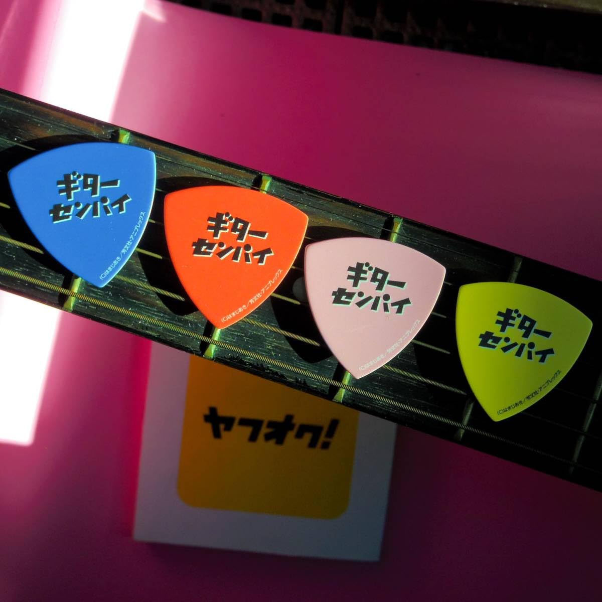 Amazon.co.jp: ぼっちざろっく ギター ピックギターセンパイ画 喜多