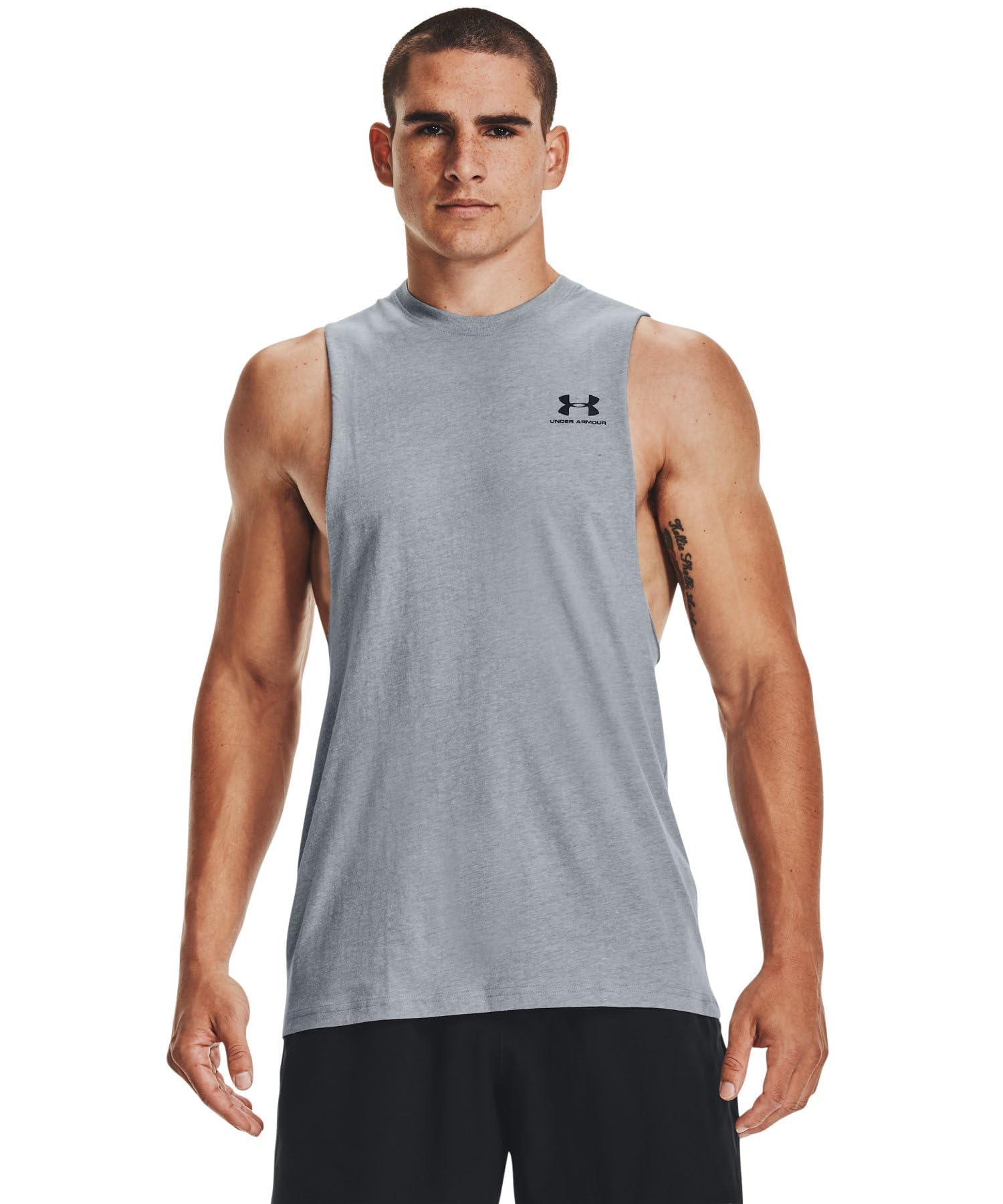 Under ArmourMen's Sportstyle Left Chest Cut-Off T-Shirt