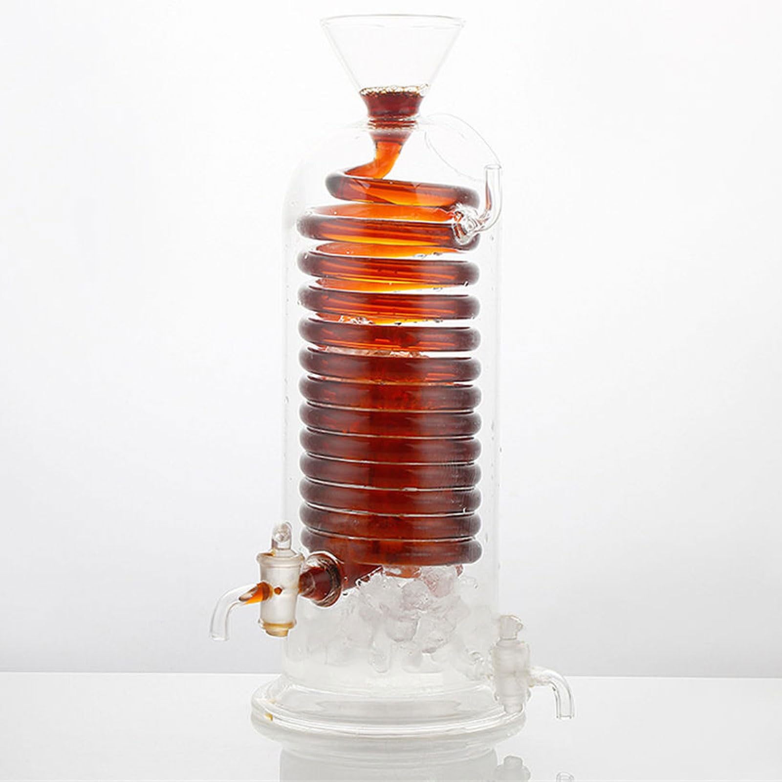 Cafetera de vidrio con grifo y diseño en espiral para una distribución elegante de café helado
