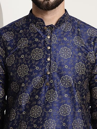 Image of SOJANYA Men's Silk Blend Kurta with Paisley Design