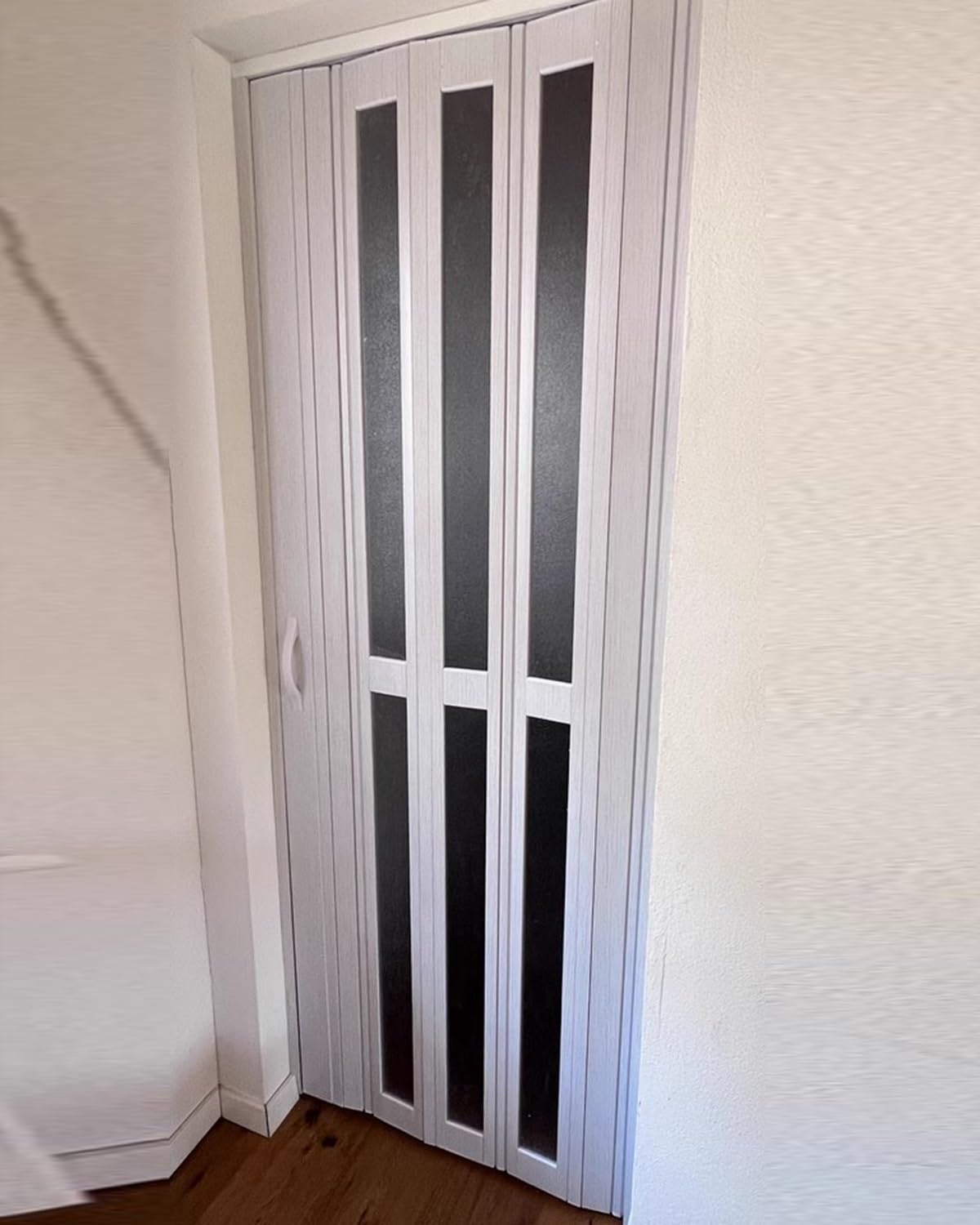Odporne na zwierzęta domowe składane drzwi harmonijkowe do przegród pokojowych, przegroda akordeonowa na patio, łazienkę, pralnię, ekran przesuwny z uchwytem (79 x 102 cm) - trwały i stylowy