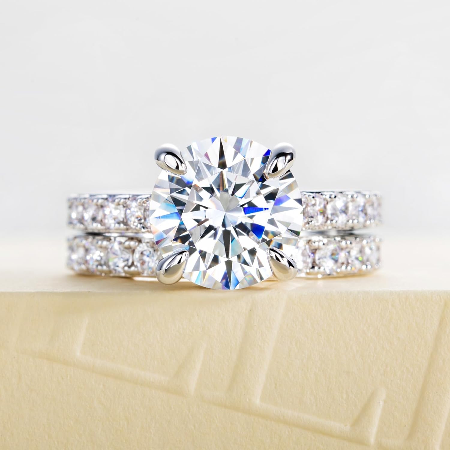 Round/Emerald/Cushion Cut Cubic Zirconia Wedding Ring Set D Color VVS1 Clarity 5A Grade CZ Engagement Promise Anniversary Rings Bridal Sets for Women