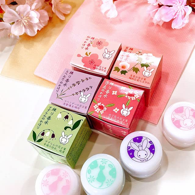 Amazon.co.jp: 椿堂 練り香水5種ギフトセット (桜・芙蓉・沈丁花