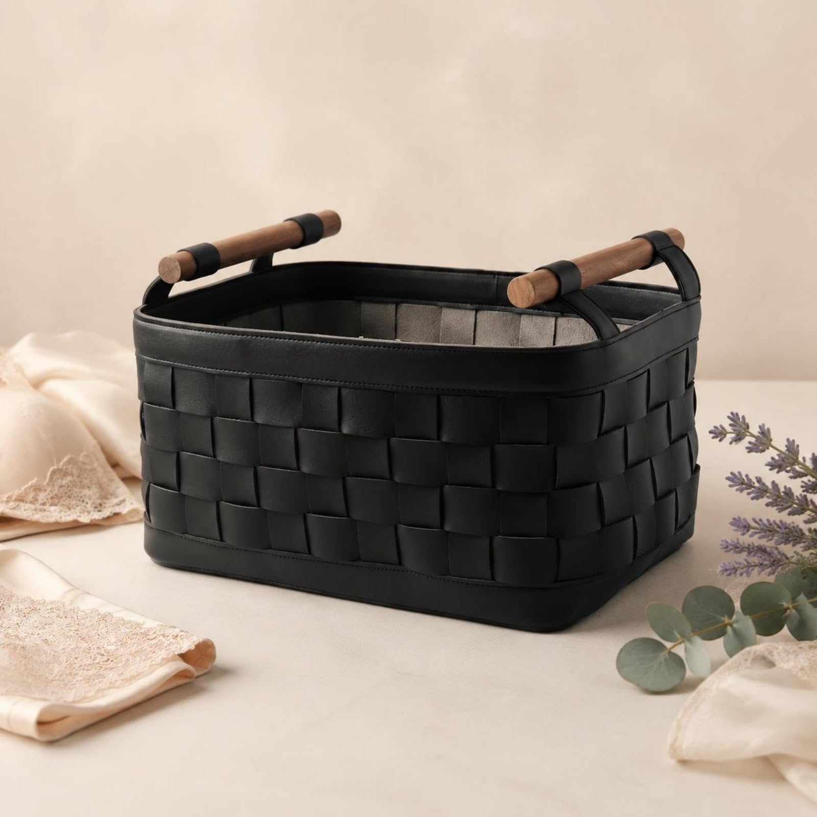 Cesta de Almacenamiento Elaborada en Cuero con Asas Ergonómicas de Madera para Organizar Lencería Ropa y Objetos Diversos Adecuada para Vestidor Dormitorio y Closet, Marrón Oscuro
