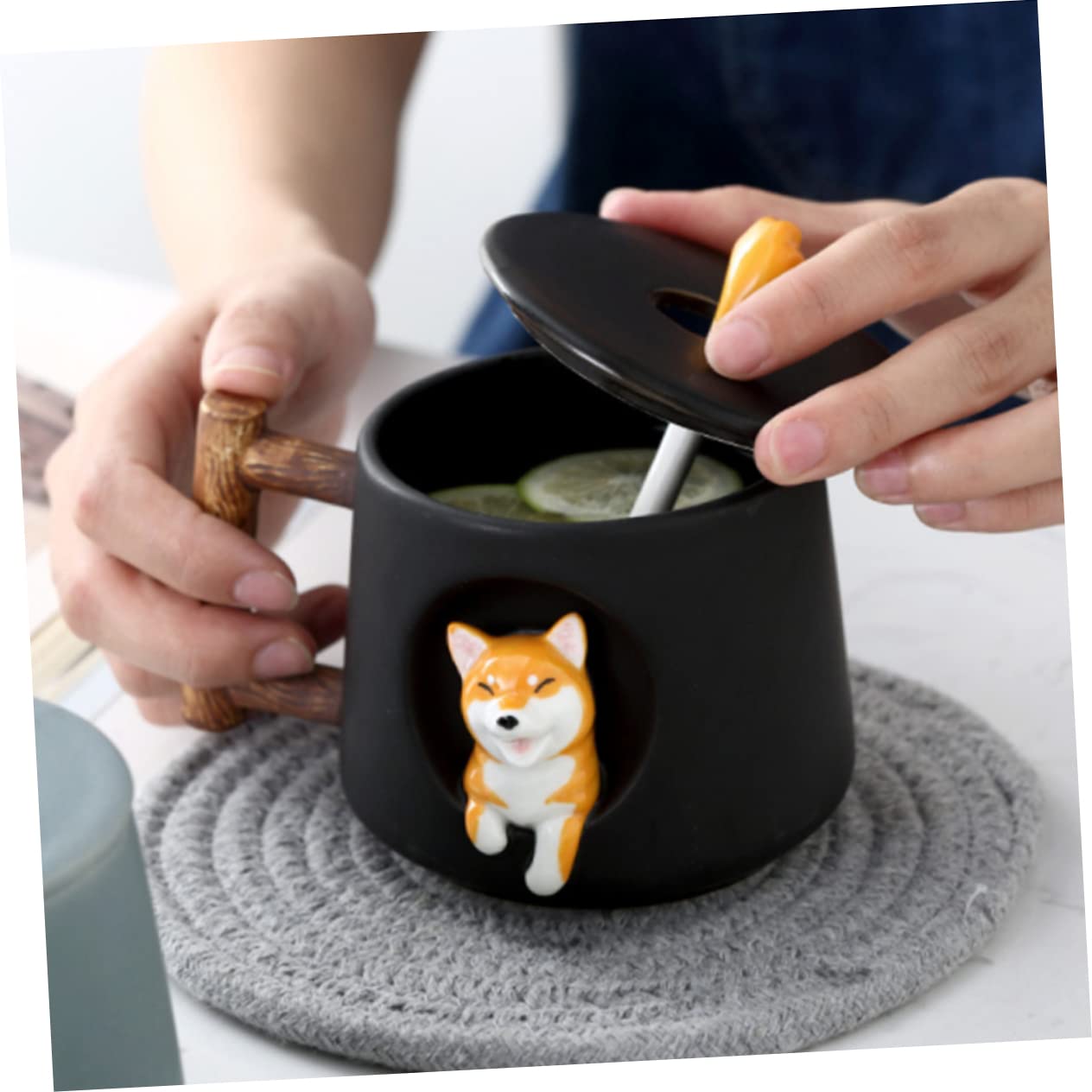 SOIMISS Keramiktasse mit Deckel und Löffel in Schwarz Tasse Kaffee und Tee für Zuhause und Büro Komfortabel zu Greifen und Leicht zu Reinigen