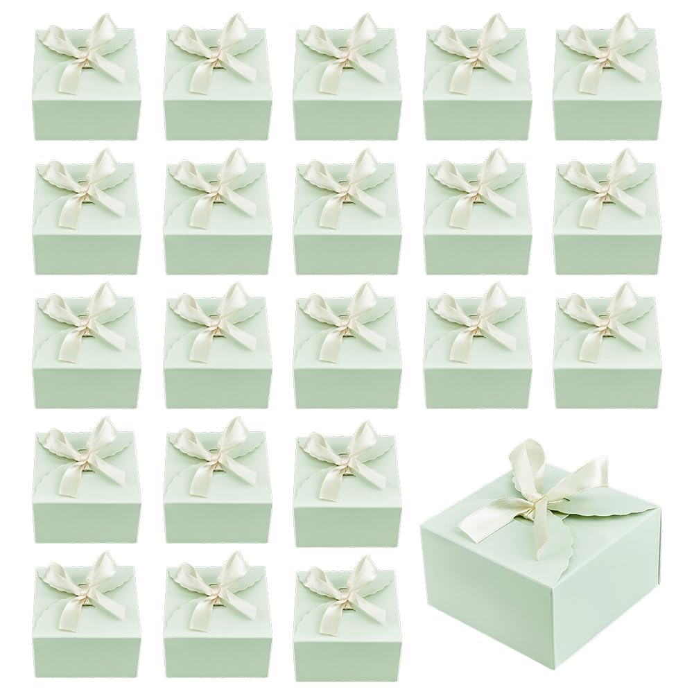 PH PandaHall 30pcs Green Gift Box Small Gift Packaging Boxes Party Favor Box with Ribbon for Father's Day Candy Proposal Birthday Wedding, 9x9x5cm