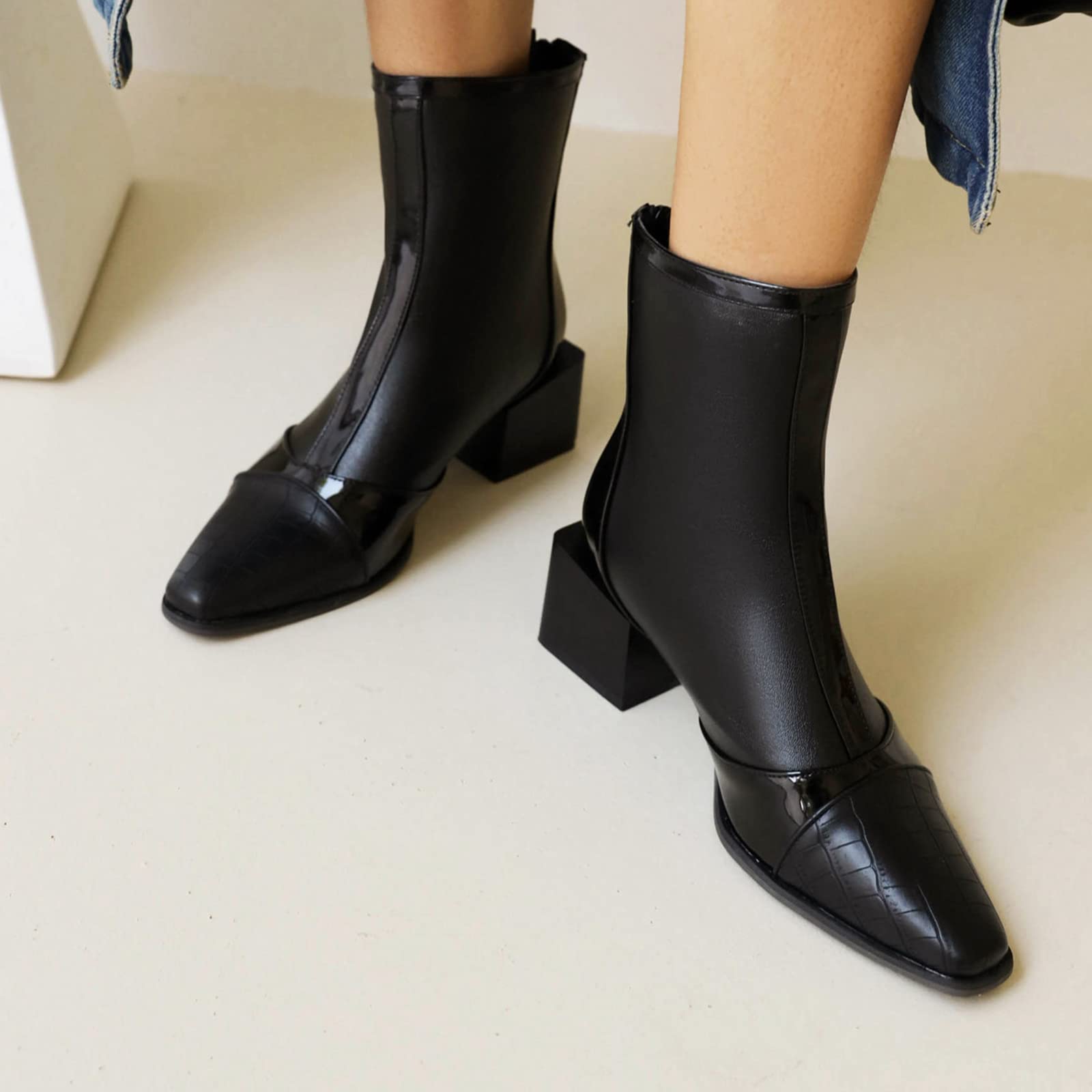 Stivaletto da donna con zip posteriore