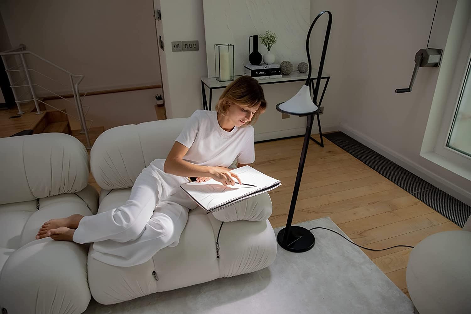 daylight The Company - Cometa Floor Lamp - Ray Technology - Colour Temperature: 6,000K/2,700K - Bright LED 95+ CRI - Great for Eye-Care