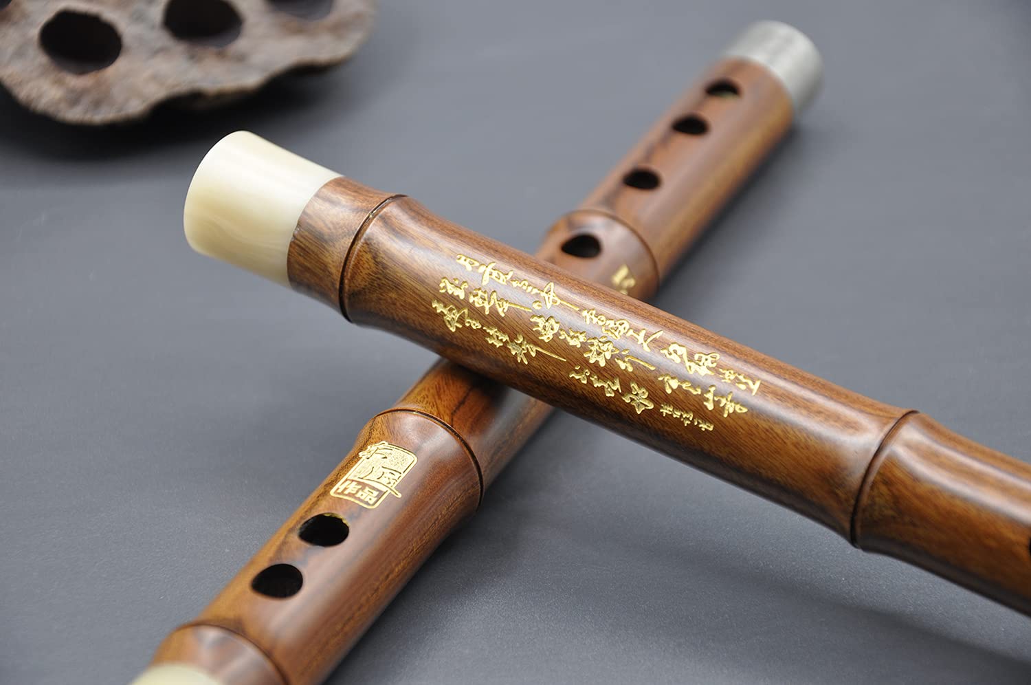 Professionelle Flöte C-Key-Dizi für Anfänger mit kostenloser Membran und Klebstoff-Set, traditionelles chinesisches rotes Sandelholzinstrument (C-Schlüssel)