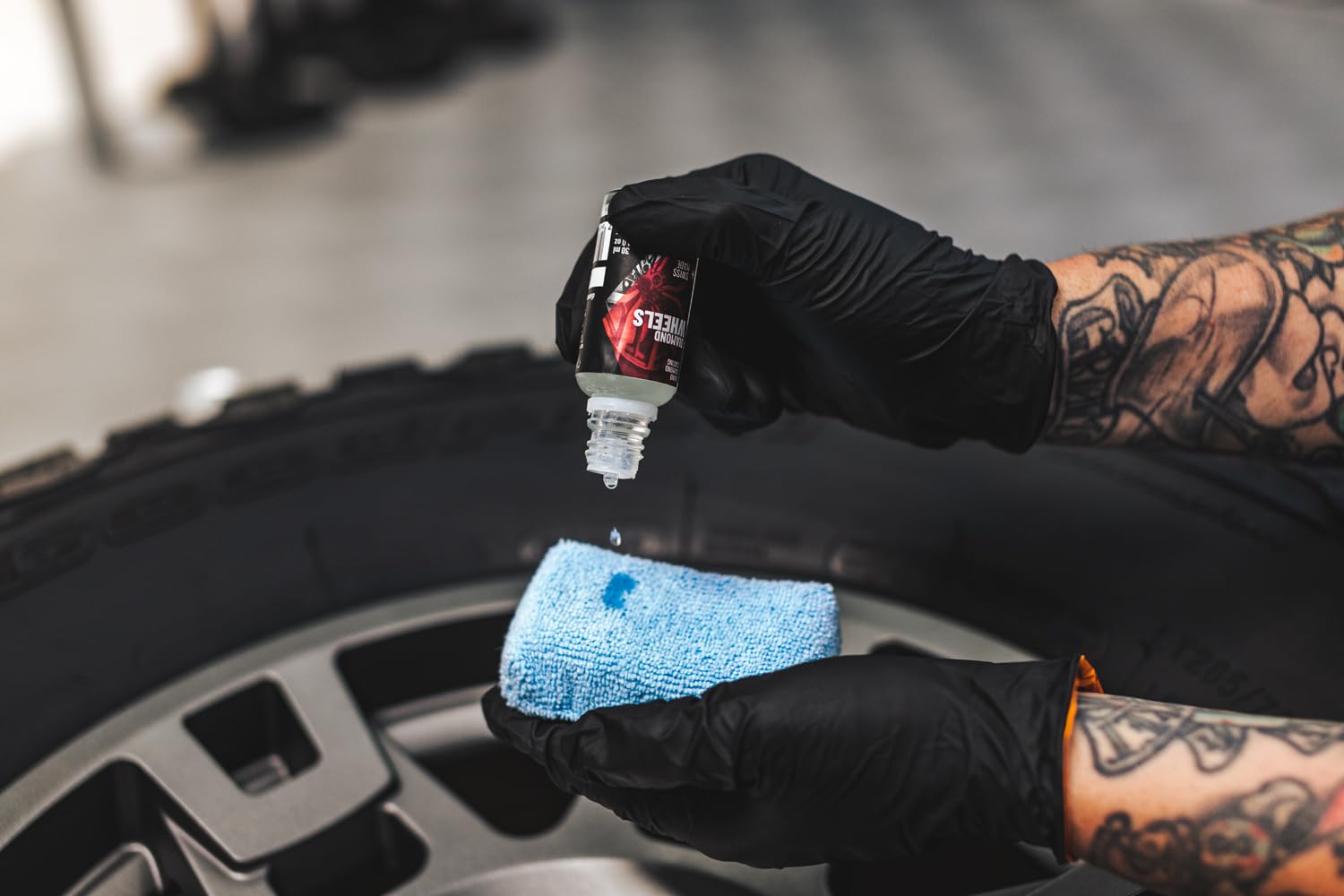 Diamond ProTech Wheels 30 ml - Leichtmetallrad- und Felgenbehandlung, Reinigt, Poliert und Schützt bis zu 12 Monate - Sprühpolierbehandlung mit Nanotechnologie der neuesten Generation