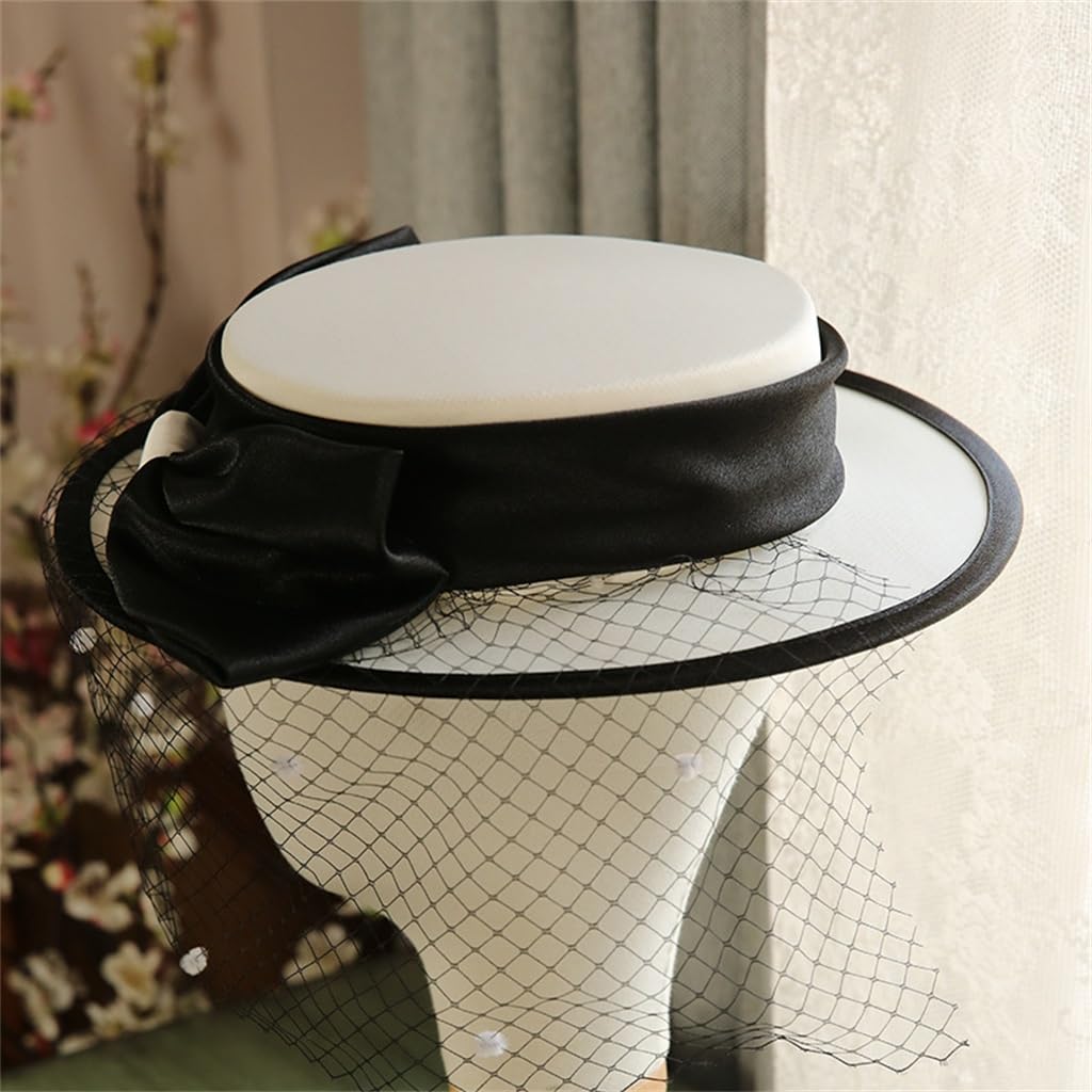 Chapeau de mariage en maille idéal pour une cérémonie civile