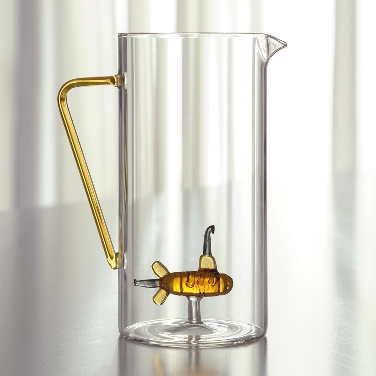 WD Lifestyle Pitcher In Borosilicate Glass With Handcrafted Yellow Submarine Figure 40.5 Fl. Oz