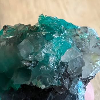 Amazon.co.jp: ダイオプテーズ 水晶 A3 プランヘ石 共生 鉱物