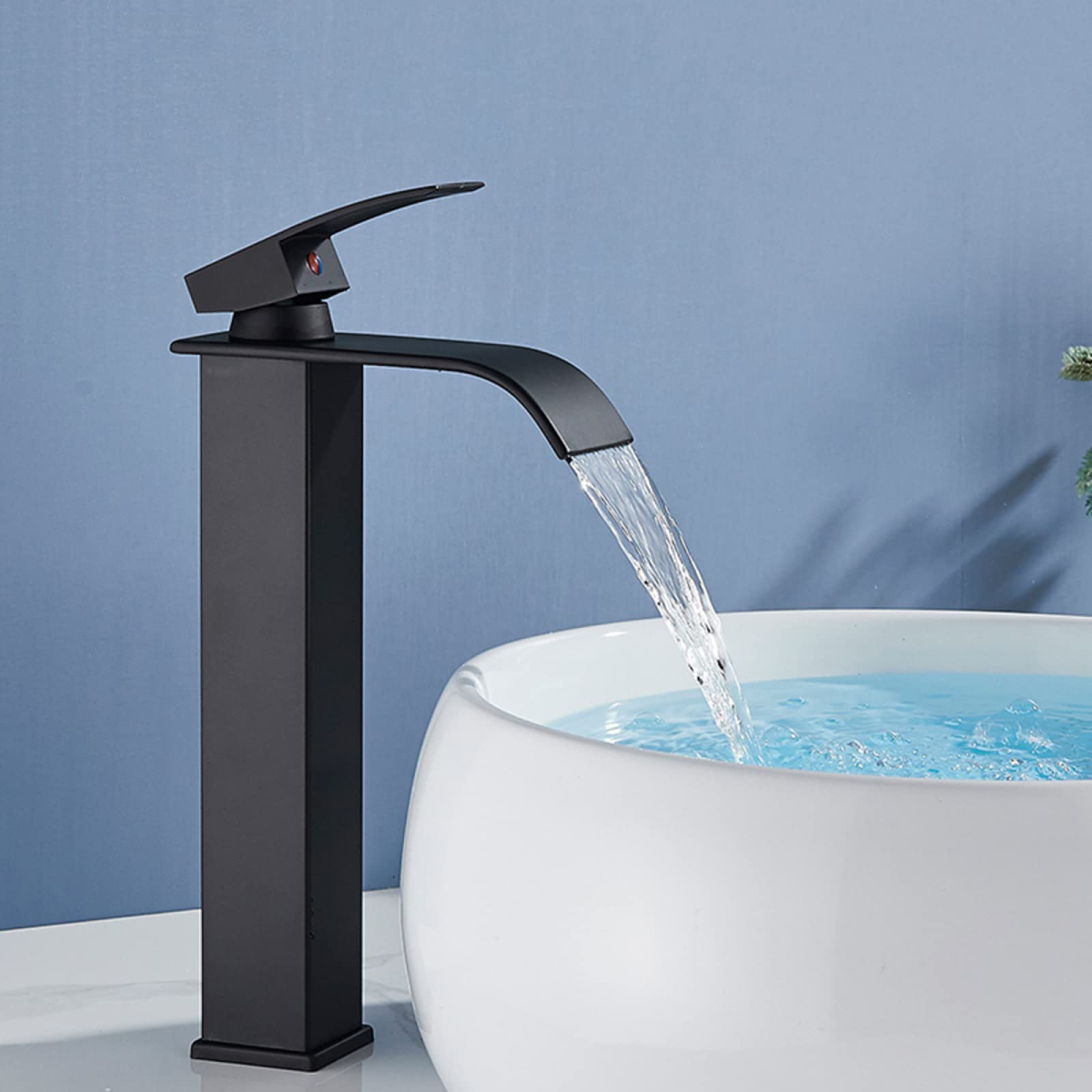 Robinet lavabo cascade noir anti-éclaboussure en acier inoxydable pour vasque de salle de bain