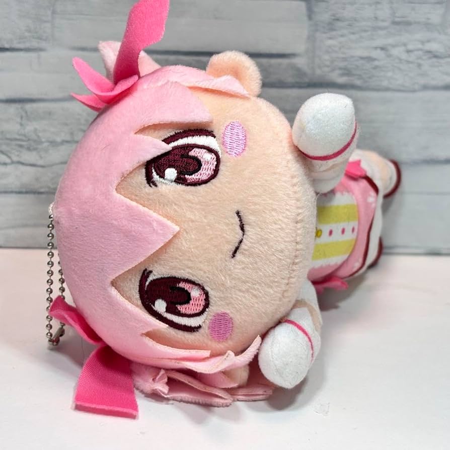 魔法少女まどか☆マギカ　マギアレコード　寝そべりぬいぐるみ　セット Amazon.co.jp: マギアレコード 魔法少女まどかマギカ外伝 メガ