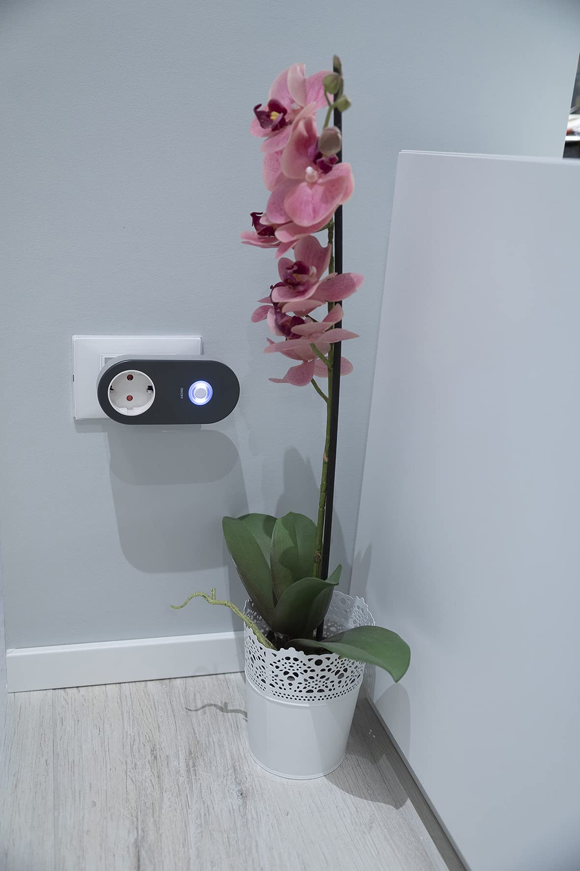 Centralina Irrigazione WIFI Programmatore Irrigazione Smart da Rubinetto per Irrigatore Automatico Giardino con App iOS e Android, Sensori Meteo, Risparmio Acqua, Kit Presa Gateway