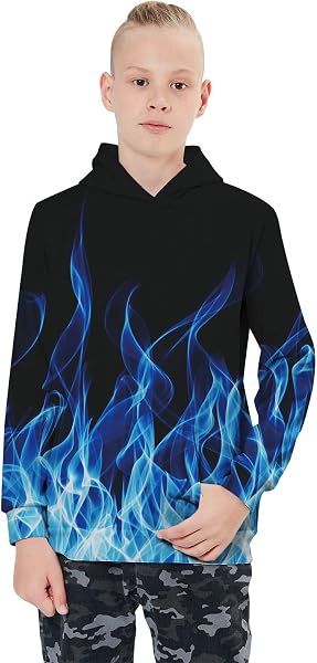 Der ALISISTER Hoodie Jungen mit seinem auffälligen 3D-Druck bietet Spaß und Stil für Kinder.